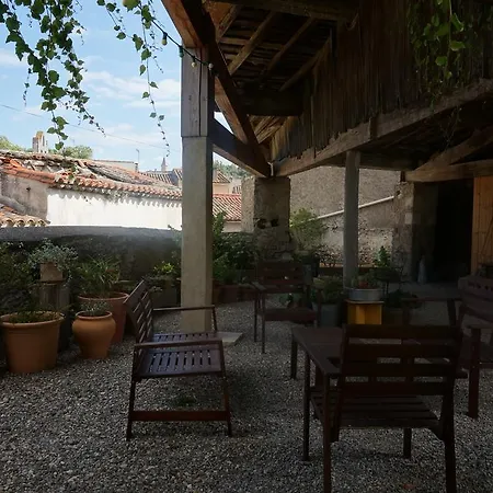 Domaine De Fontete فندق مبيت وإفطار 2*